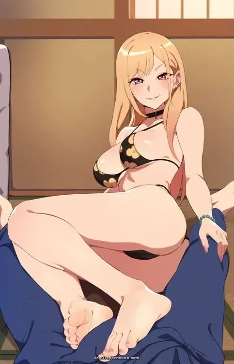 Marin Kitagawa Hot Footjob